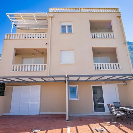 Appartement Lidija 2 Makarska